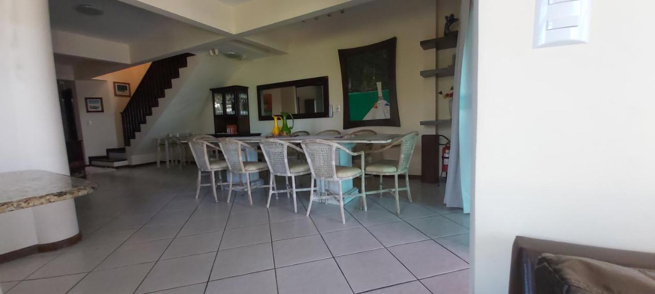 Olhos Verdes Guest House Bombinhas Eksteriør bilde