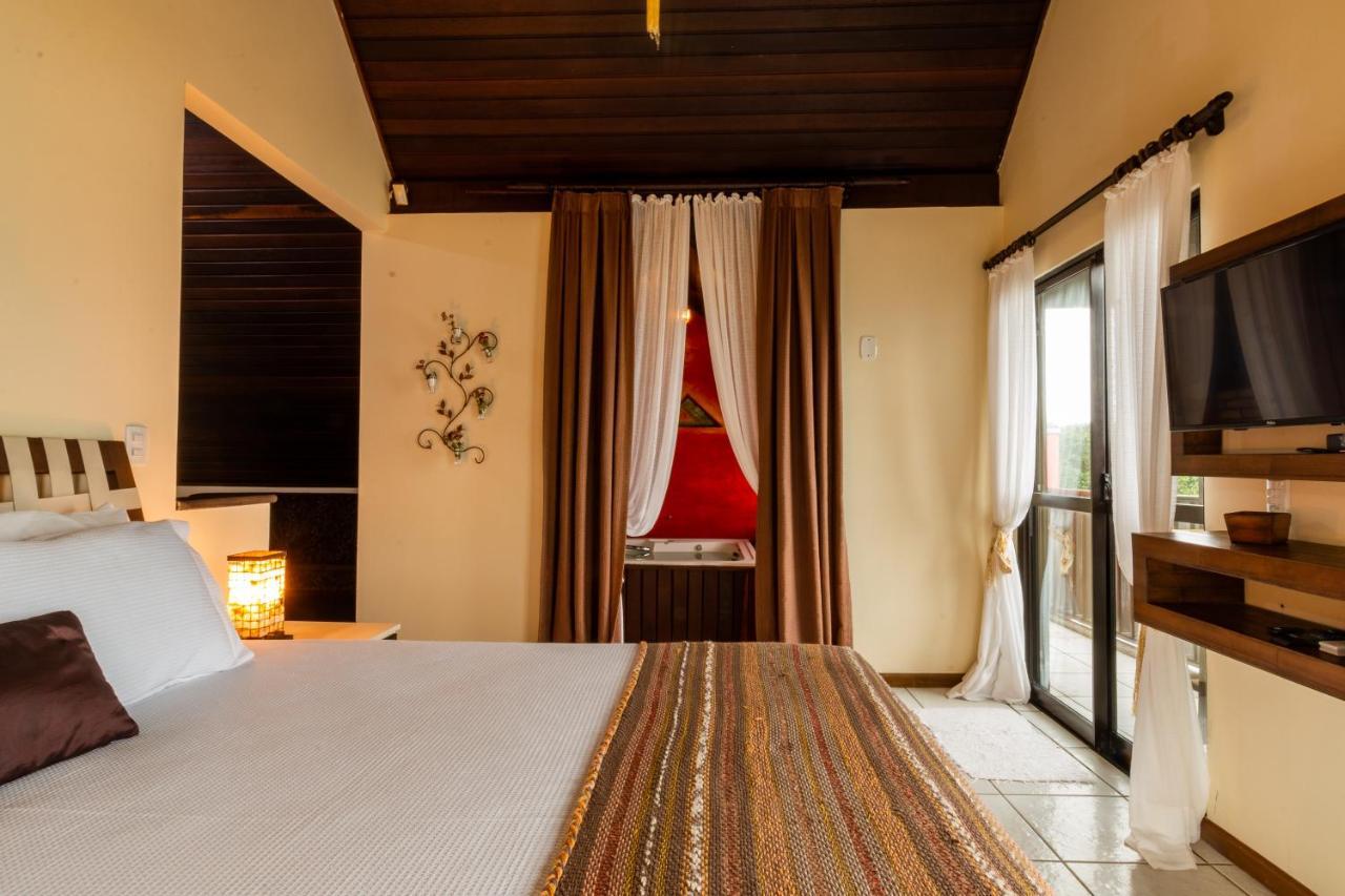 Olhos Verdes Guest House Bombinhas Eksteriør bilde